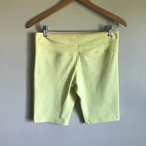 Rare Lululemon Bike Shorts 10” Solid Yellow Luon Size 8 Tall Medium